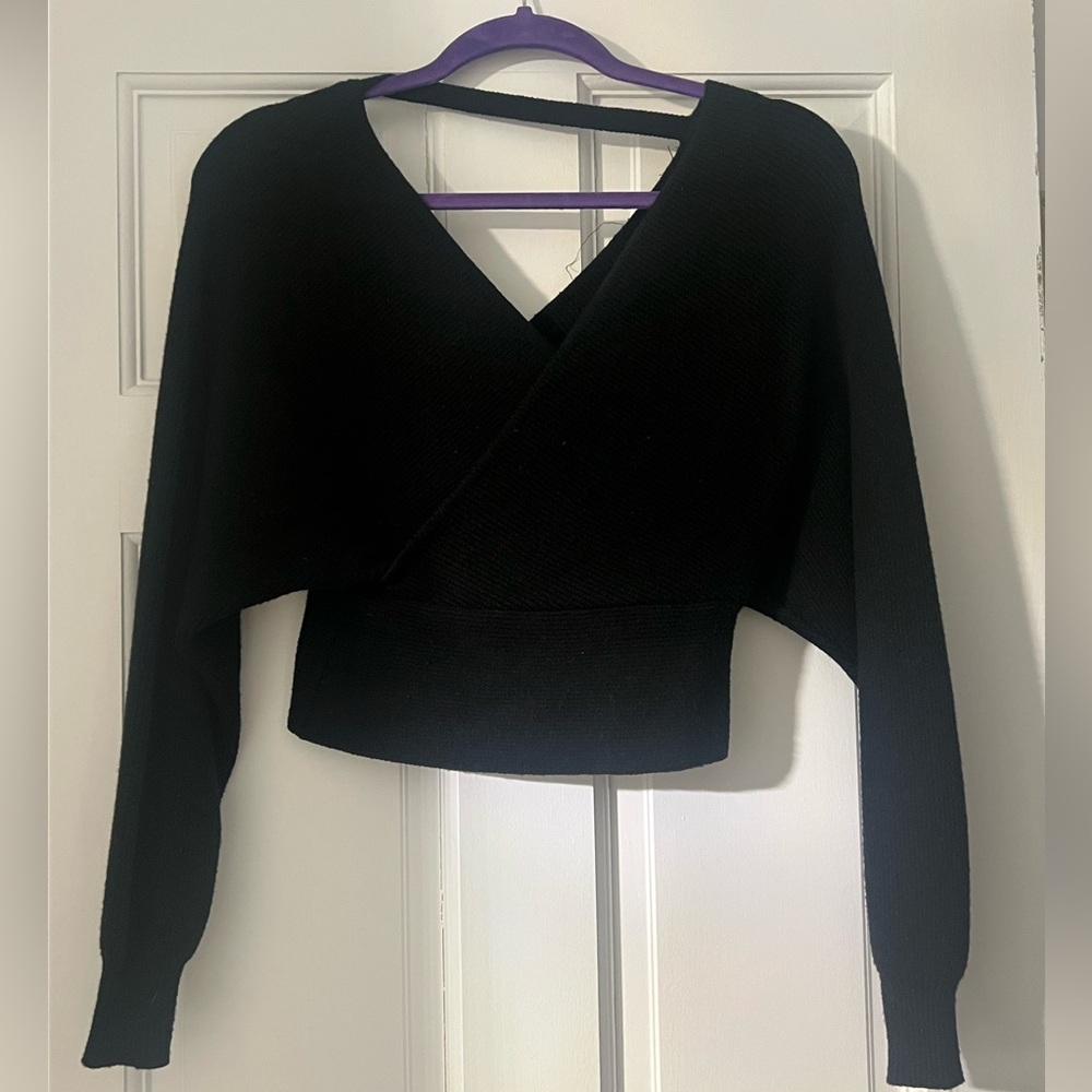 Black v neck sweater